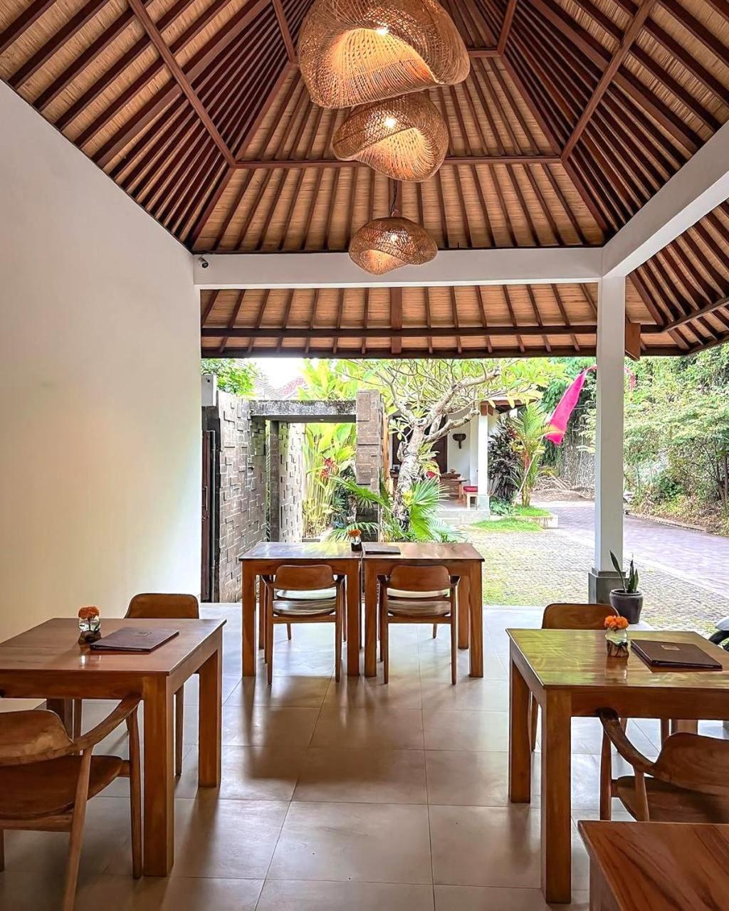 De Metra Villa Ubud By Pramana Villas Buitenkant foto